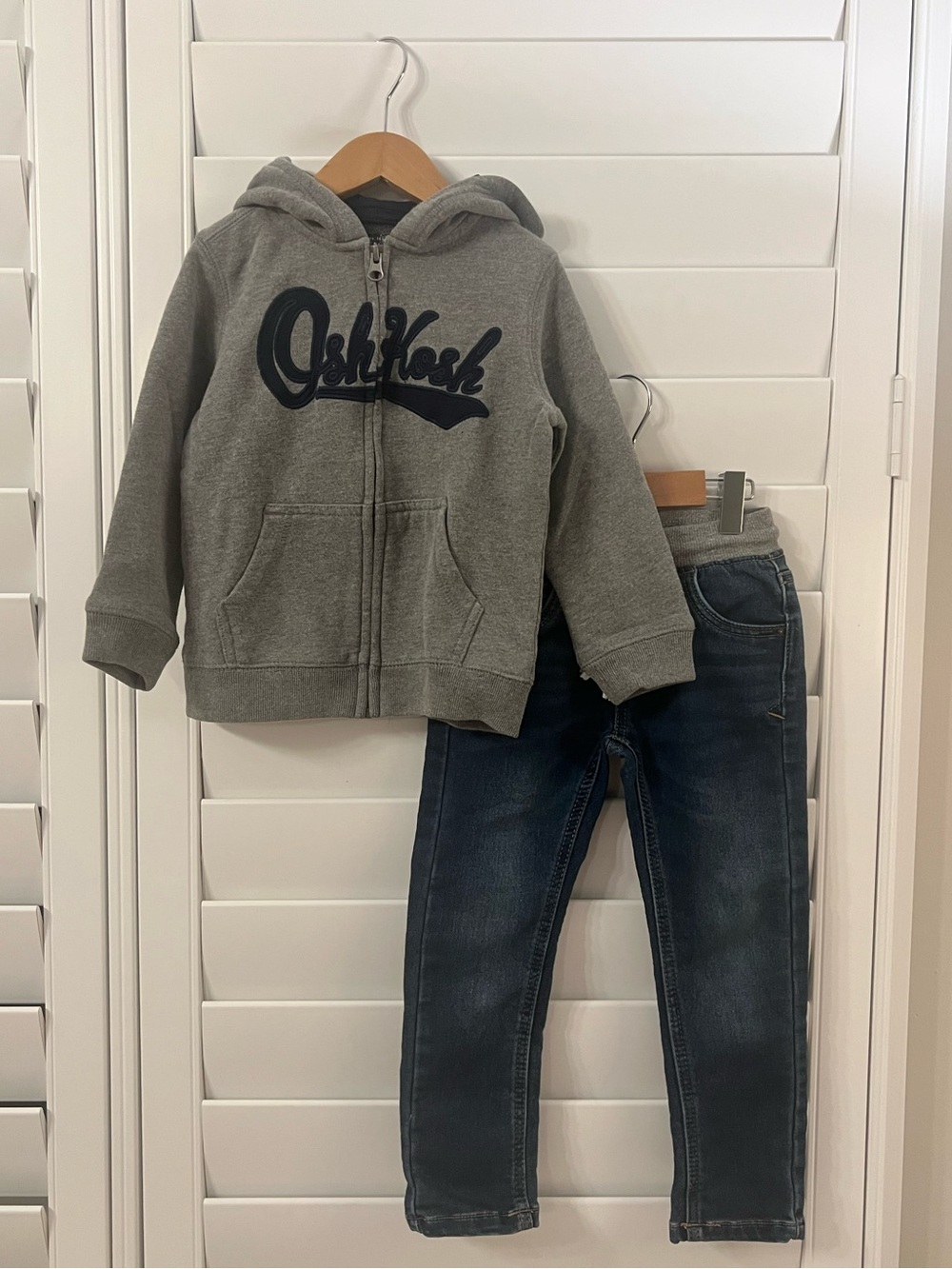 4T Outfit - OshKosh B'Gosh Full Zip Hoodie and Cat & Jack Dark Denim Jeans